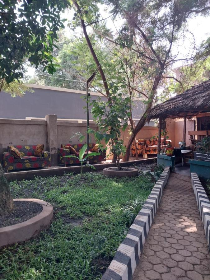 Green Garden Guest House Аруша Екстериор снимка