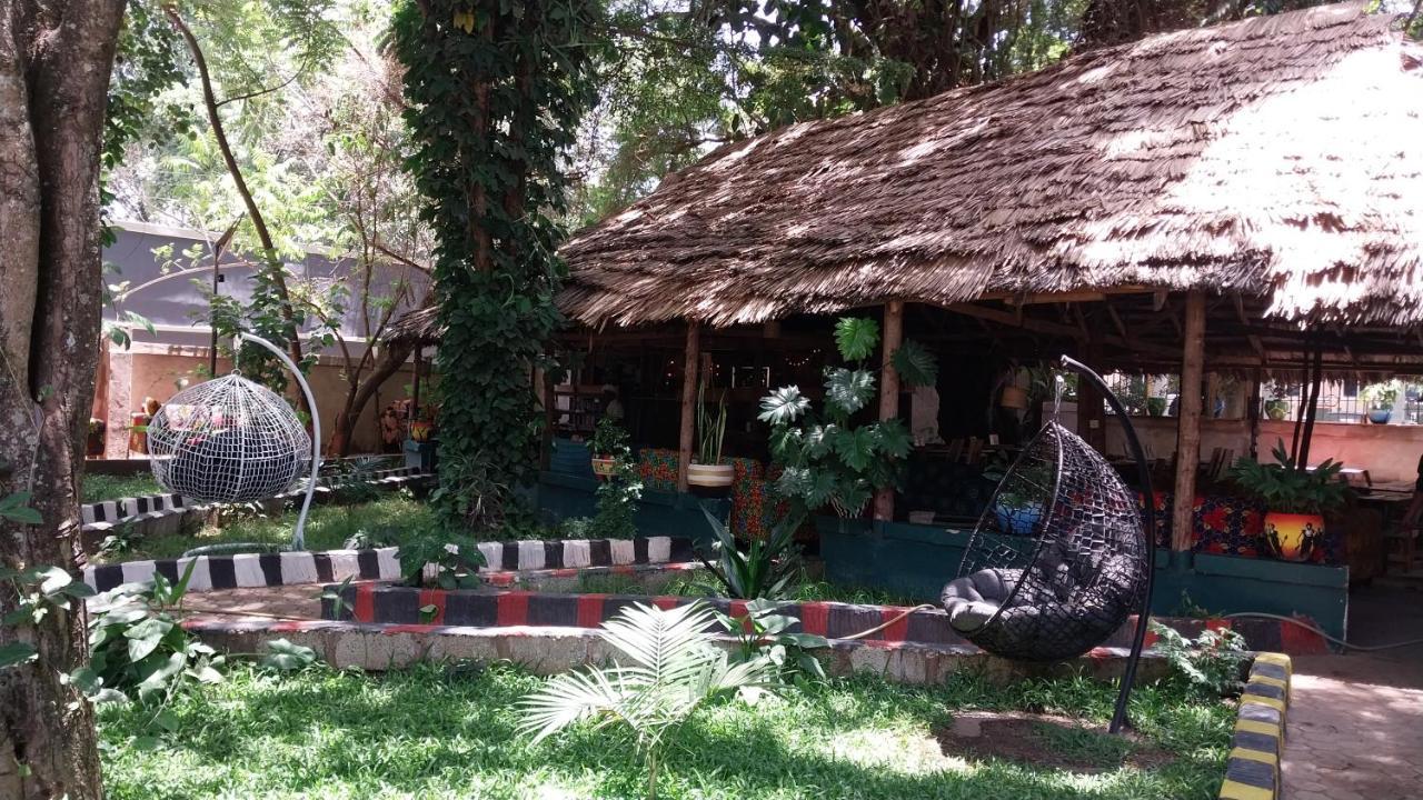 Green Garden Guest House Аруша Екстериор снимка