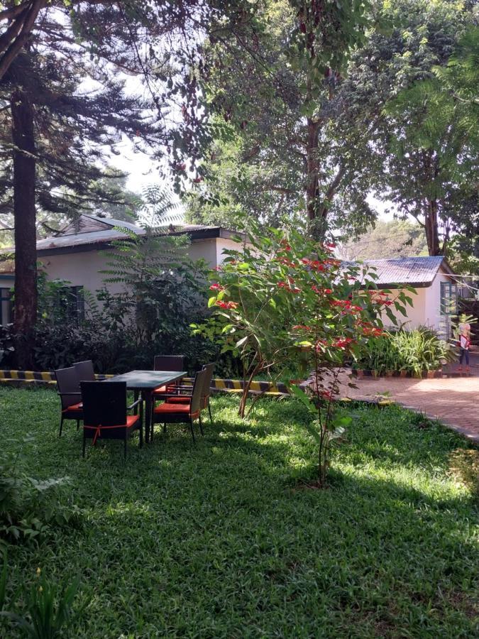 Green Garden Guest House Аруша Екстериор снимка